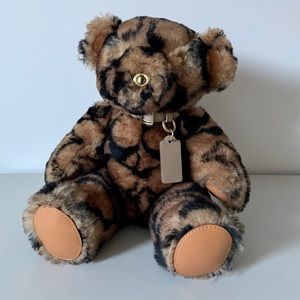 COACH SMALL SHEARLING FUR BEAR IN SIGNATURE